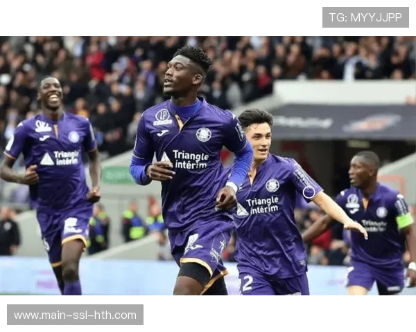 朗斯2-1图卢兹，主场保持不败金身