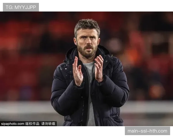 卡里克成第五位执教曼联前三场全胜的英格兰主帅，更衣室管理获认可